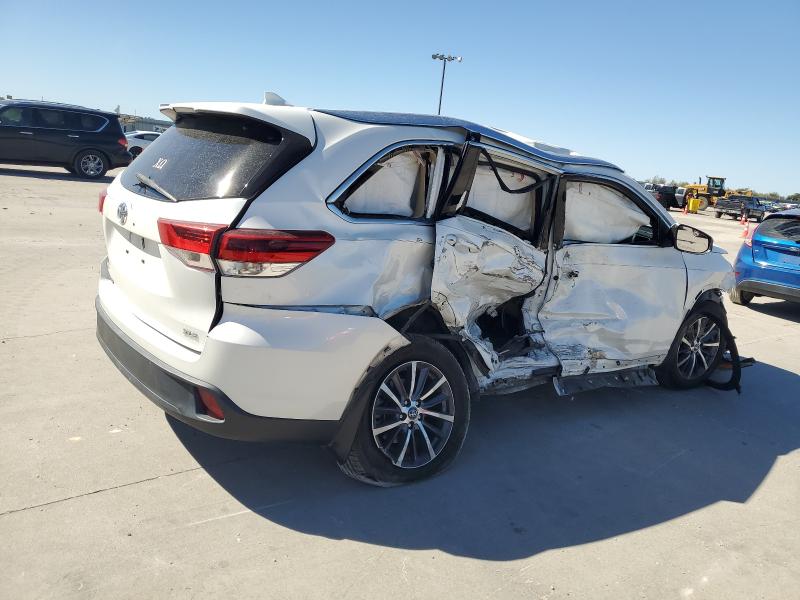 5TDKZRFH5JS528647 - 2018 TOYOTA HIGHLANDER SE თეთრი ფოტო 3