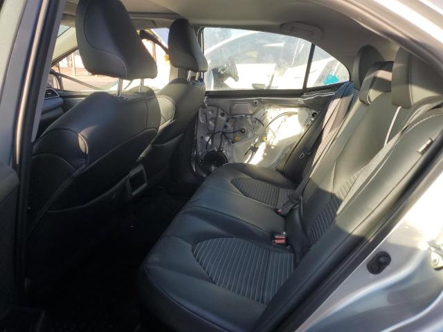 4T1J31AK6LU533402 - 2020 TOYOTA CAMRY SE SILVER photo 10