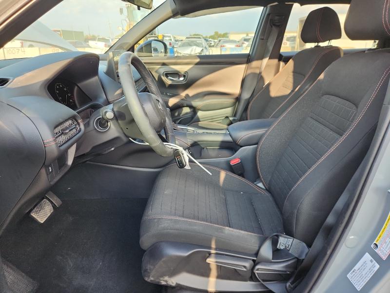 3CZRZ1H5XSM708222 - 2025 HONDA HR-V SPORT ნაცრისფერი ფოტო 7