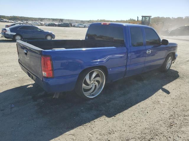 1GCEC19V45Z218284 - 2005 CHEVROLET SILVERADO C1500 BLUE photo 3