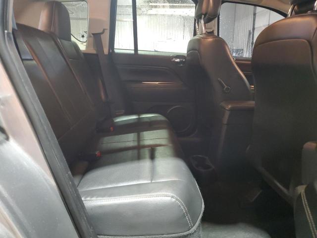 1C4NJDEB3GD559372 - 2016 JEEP COMPASS LATITUDE 灰色 照片 11