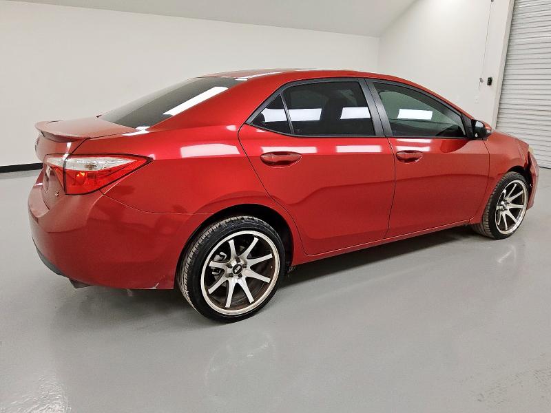 5YFBURHE4FP268632 - 2015 TOYOTA COROLLA L RED photo 3