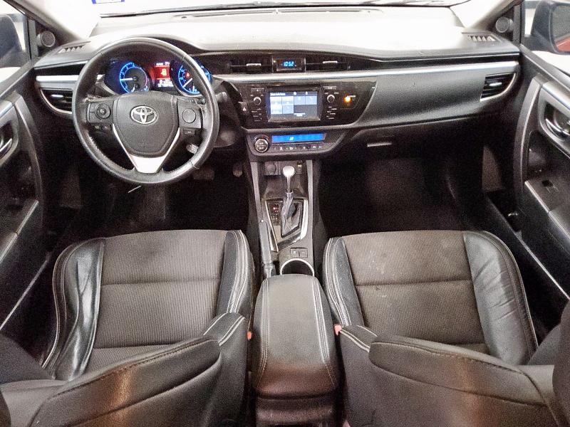 5YFBURHE4FP268632 - 2015 TOYOTA COROLLA L RED photo 8