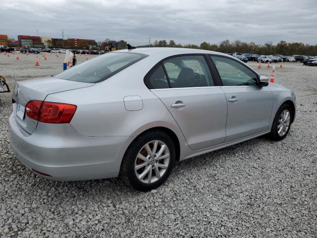 3VWD07AJXEM401638 - 2014 VOLKSWAGEN JETTA SE SILVER photo 3