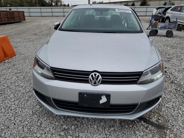 3VWD07AJXEM401638 - 2014 VOLKSWAGEN JETTA SE SILVER photo 5