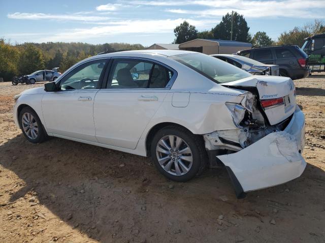 1HGCP2F77BA087824 - 2011 HONDA ACCORD EX WHITE photo 2