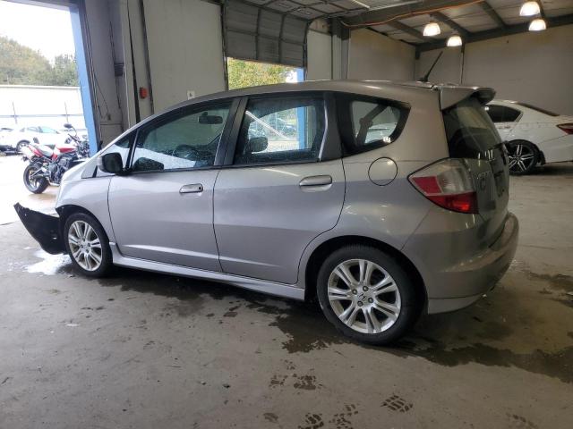 JHMGE8H44AS009357 - 2010 HONDA FIT SPORT SILVER photo 2