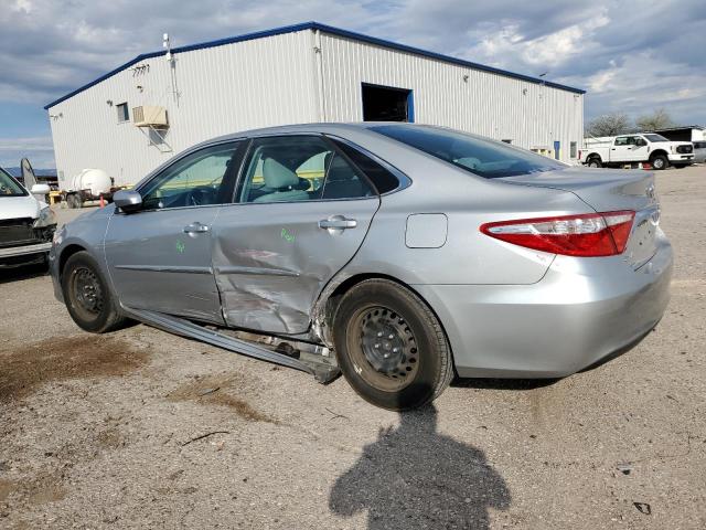 4T4BF1FK5GR550319 - 2016 TOYOTA CAMRY LE 银色 照片 2