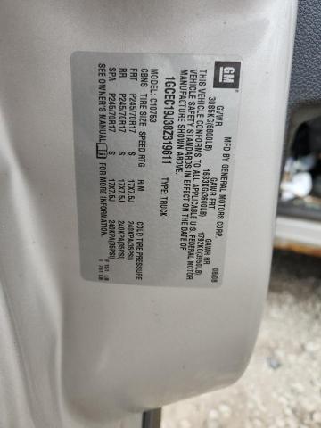 1GCEC19J38Z319611 - 2008 CHEVROLET SILVERADO C1500 SILVER photo 12