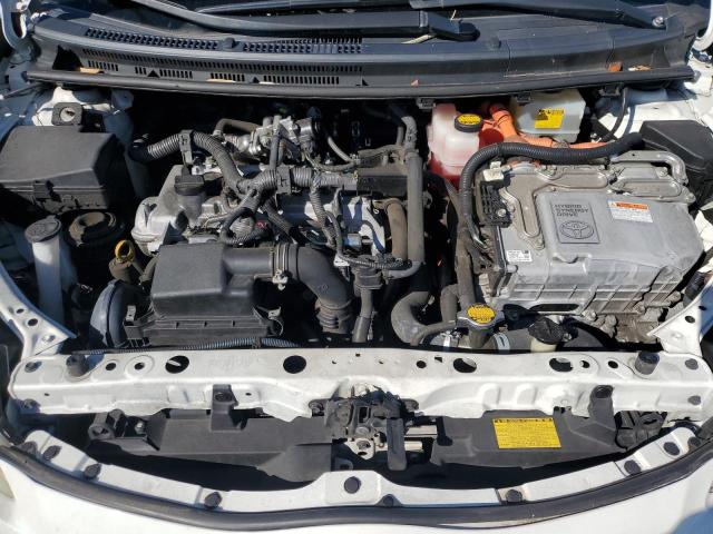 JTDKDTB38D1050487 - 2013 TOYOTA PRIUS C WHITE photo 11