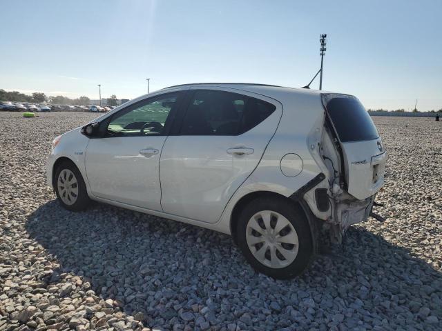 JTDKDTB38D1050487 - 2013 TOYOTA PRIUS C WHITE photo 2