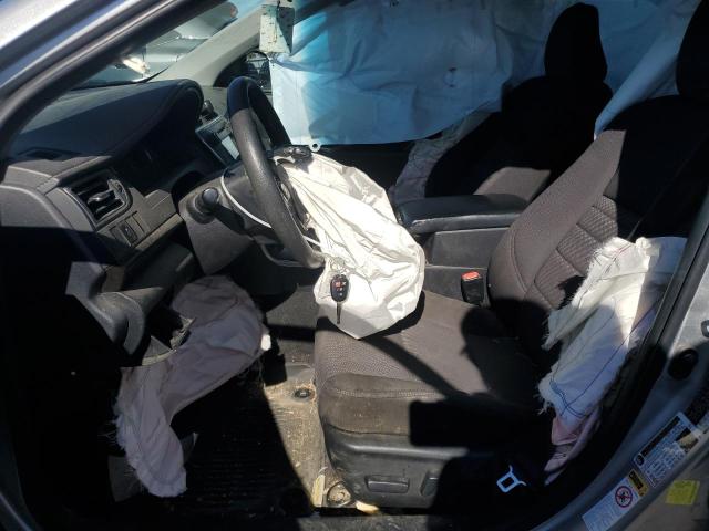 4T1BF1FK7HU813339 - 2017 TOYOTA CAMRY LE 银色 照片 7