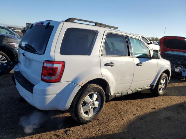 1FMCU0D79CKC29578 - 2012 FORD ESCAPE XLT თეთრი ფოტო 3