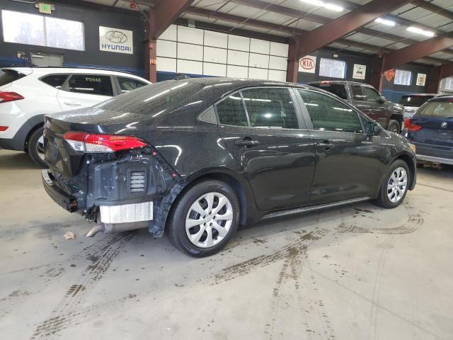 5YFEPMAE7MP185484 - 2021 TOYOTA COROLLA LE BLACK photo 3
