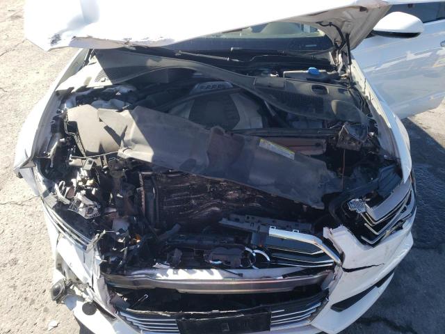 WAUG3AFC5JN016421 - 2018 AUDI A6 PREMIUM PLUS Weiß Foto 11