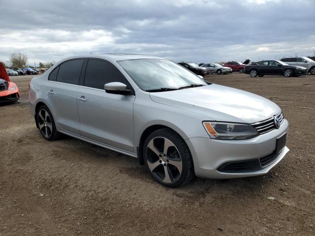 3VWLL7AJ0DM395513 - 2013 VOLKSWAGEN JETTA TDI SILVER photo 4