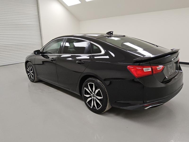 1G1ZG5ST5LF122998 - 2020 CHEVROLET MALIBU RS BLACK photo 2