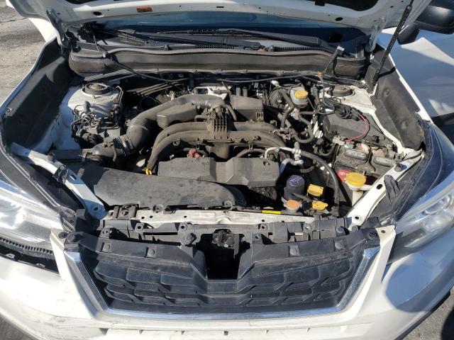 JF2SJAGCXJH542867 - 2018 SUBARU FORESTER 2.5I PREMIUM WHITE photo 11