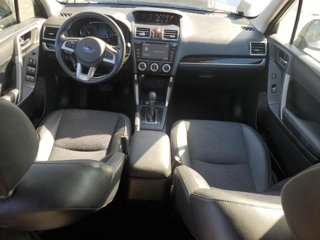 JF2SJAGCXJH542867 - 2018 SUBARU FORESTER 2.5I PREMIUM WHITE photo 8