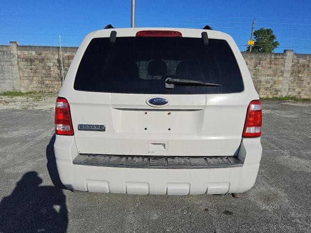 1FMCU9D73AKB52787 - 2010 FORD ESCAPE XLT Biały zdjęcie 6
