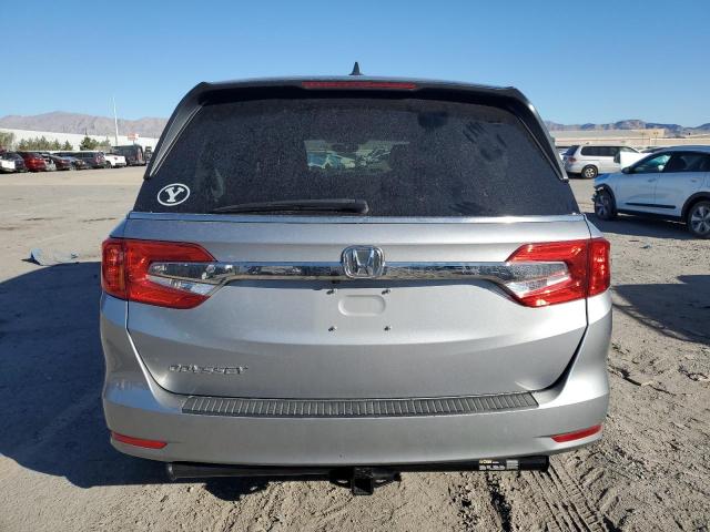 5FNRL6H74JB107784 - 2018 HONDA ODYSSEY EXL ვერცხლისფერი ფოტო 6