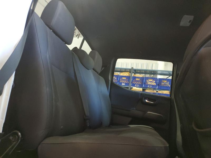 3TMCZ5AN0KM210804 - 2019 TOYOTA TACOMA DOUBLE CAB Biały zdjęcie 10