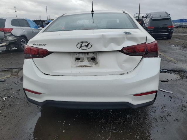 3KPC24A34KE074393 - 2019 HYUNDAI ACCENT SE 白色 照片 6