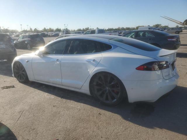 5YJSA1E46KF313887 - 2019 TESLA MODEL S WHITE photo 2