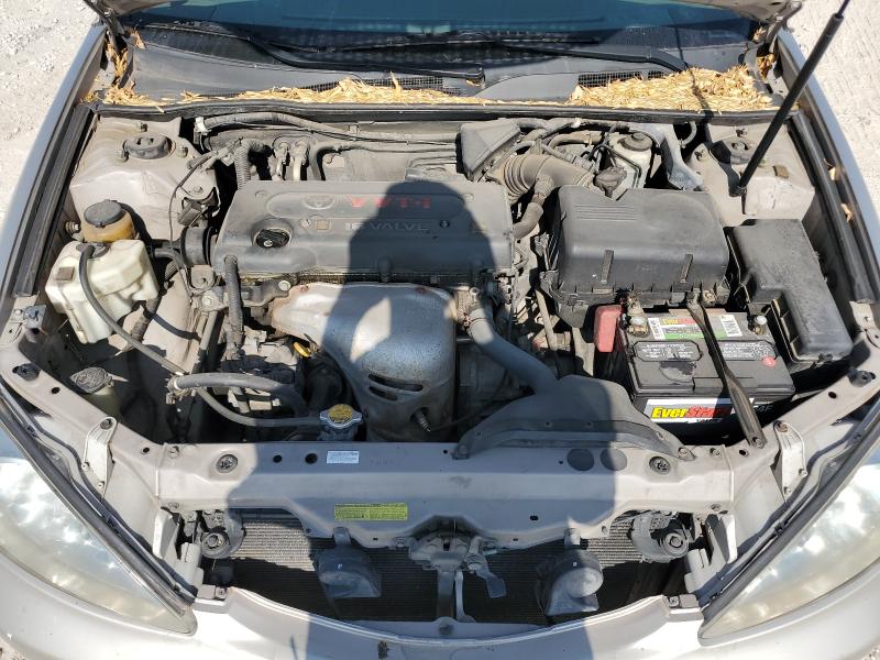 4T1BE32K04U846343 - 2004 TOYOTA CAMRY LE TAN photo 11