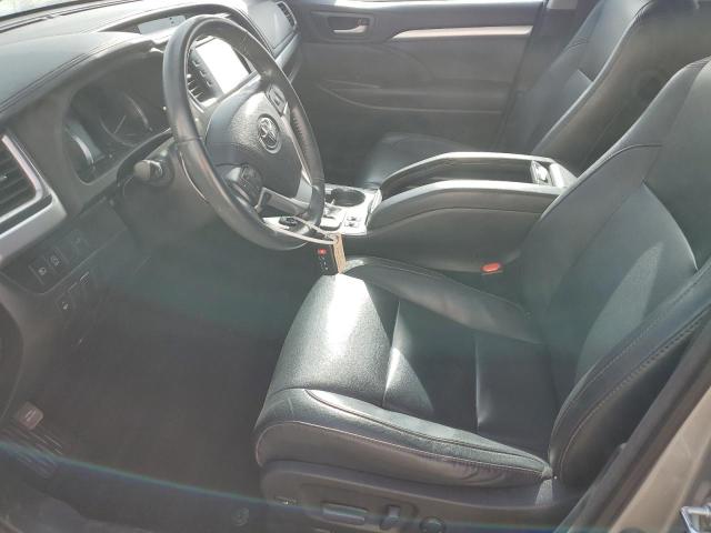 5TDJZRFH0JS554259 - 2018 TOYOTA HIGHLANDER SE ვერცხლისფერი ფოტო 7