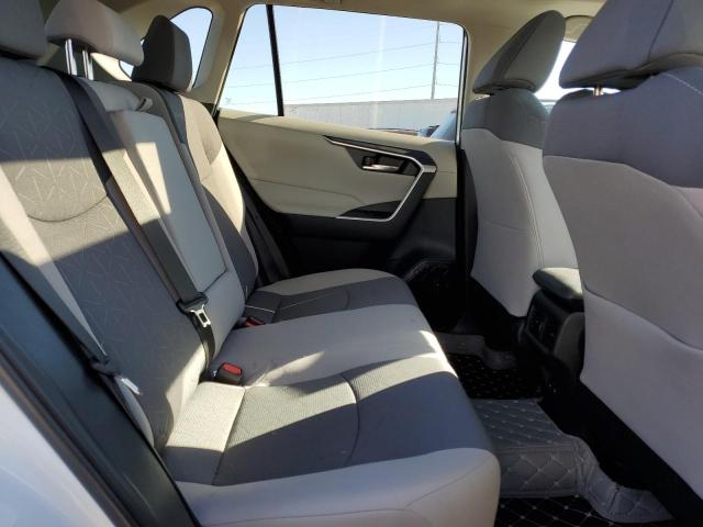 2T3P1RFV4RW438032 - 2024 TOYOTA RAV4 XLE 白色 照片 11