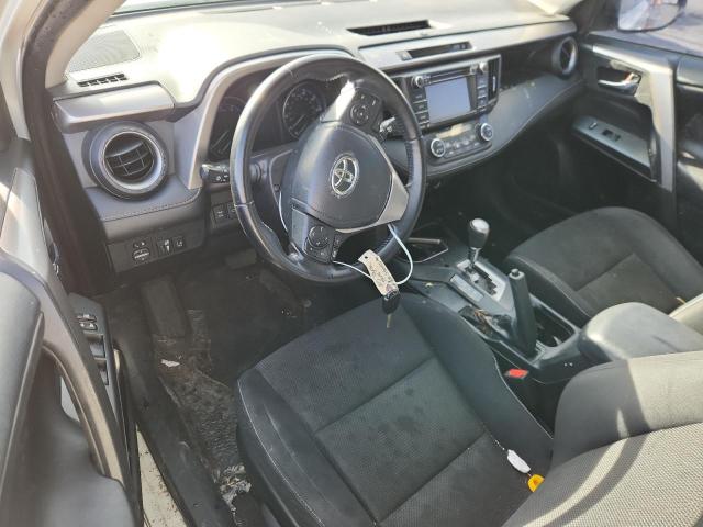 JTMRFREV7HJ108815 - 2017 TOYOTA RAV4 XLE WHITE photo 8