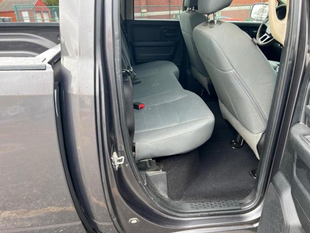 1C6RR7FG5JS203019 - 2018 RAM 1500 ST CHARCOAL photo 6