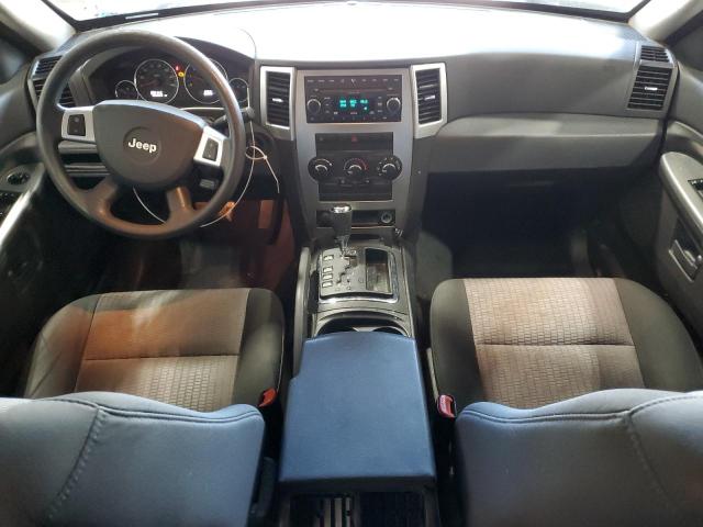 1J8GR48K08C243960 - 2008 JEEP GRAND CHER LAREDO CHARCOAL photo 8