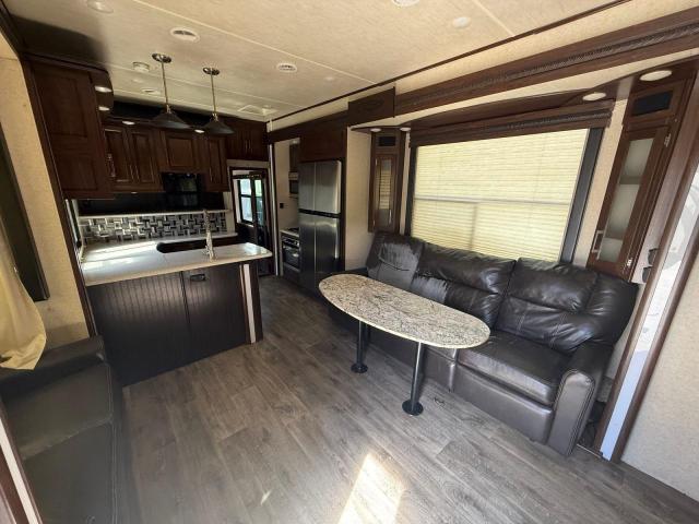 5SFCG4435JE351024 - 2018 HEARTLAND CYCLONE 灰色 照片 5