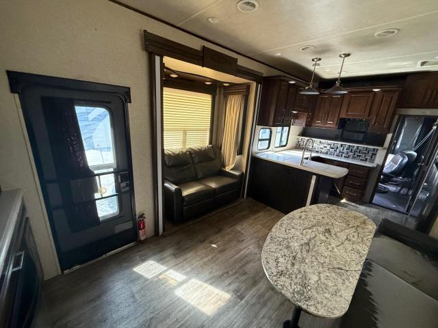 5SFCG4435JE351024 - 2018 HEARTLAND CYCLONE 灰色 照片 6