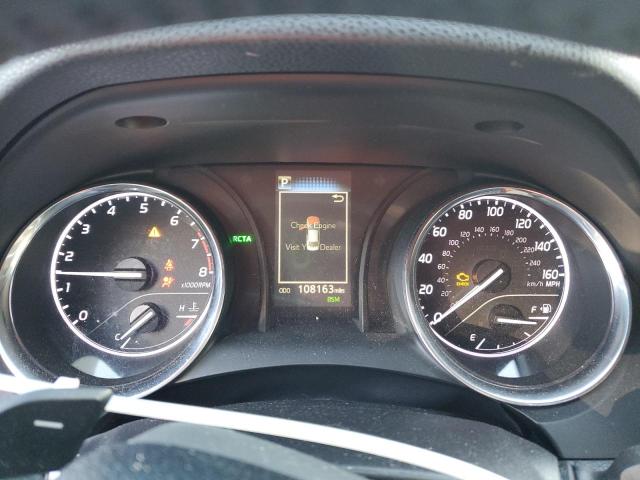 4T1B11HK9JU610406 - 2018 TOYOTA CAMRY L SILVER photo 9