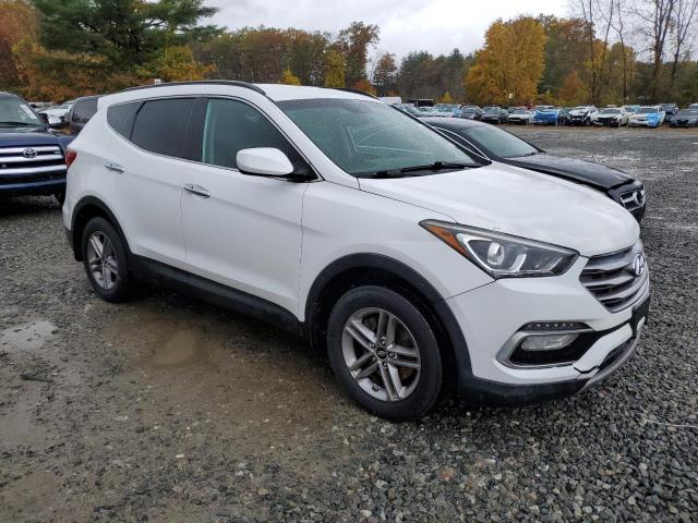 5NMZUDLB2HH007530 - 2017 HYUNDAI SANTA FE S WHITE photo 4