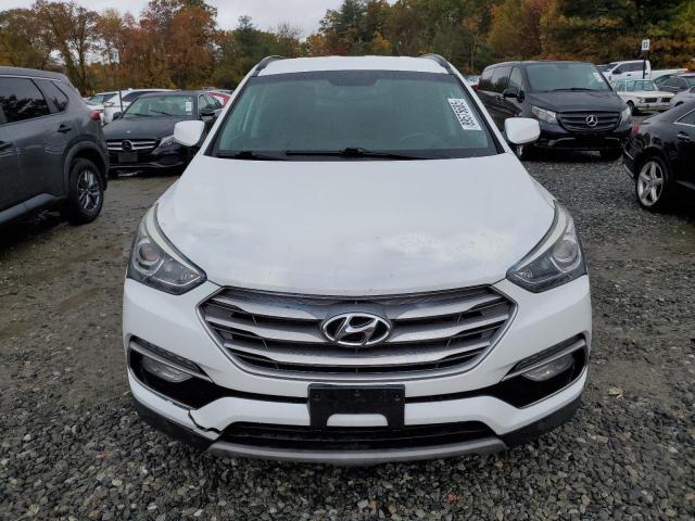 5NMZUDLB2HH007530 - 2017 HYUNDAI SANTA FE S WHITE photo 5