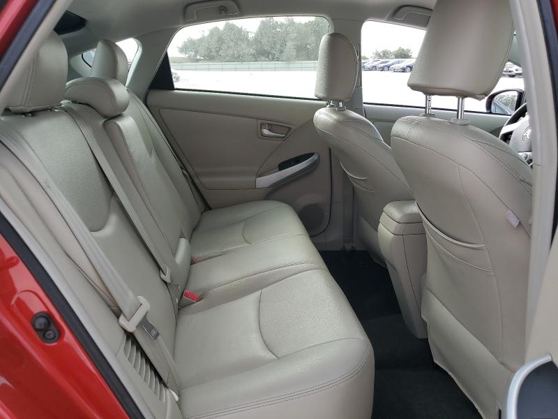 JTDKN3DU0D1641772 - 2013 TOYOTA PRIUS წითელი ფოტო 10