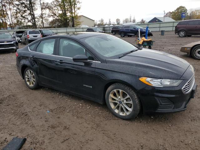 3FA6P0LU4KR125578 - 2019 FORD FUSION SE 黑色 照片 4