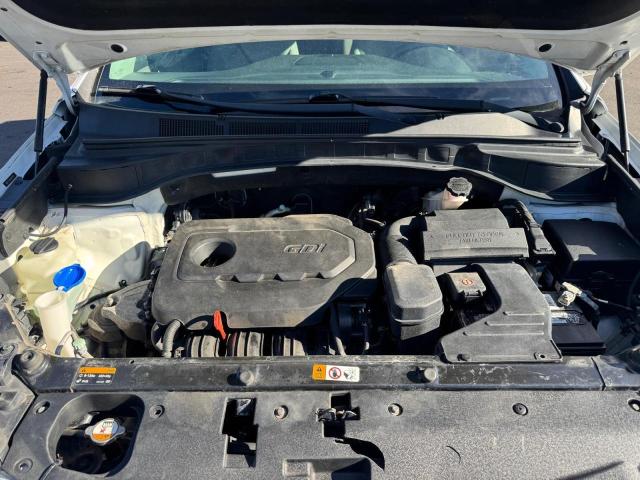 5NMZT3LB8HH035619 - 2017 HYUNDAI SANTA FE S WHITE photo 10