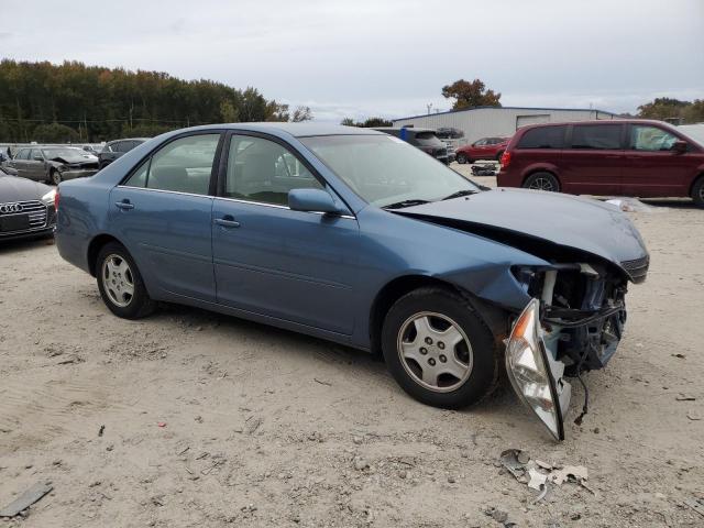 4T1BF32K03U552498 - 2003 TOYOTA CAMRY LE BLUE photo 4