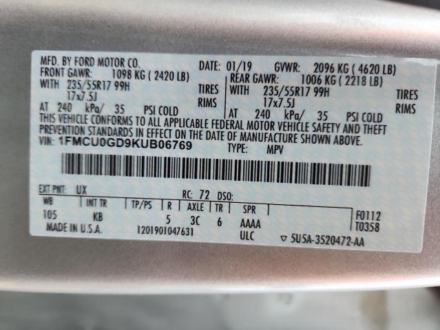 1FMCU0GD9KUB06769 - 2019 FORD ESCAPE SE Plata foto 13