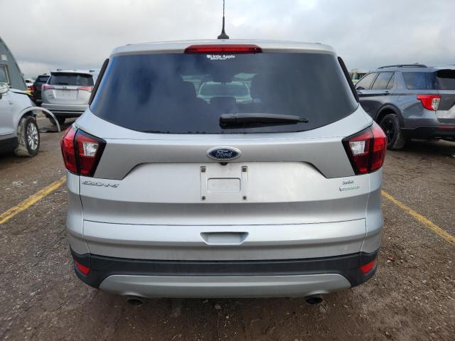 1FMCU0GD9KUB06769 - 2019 FORD ESCAPE SE Plata foto 6