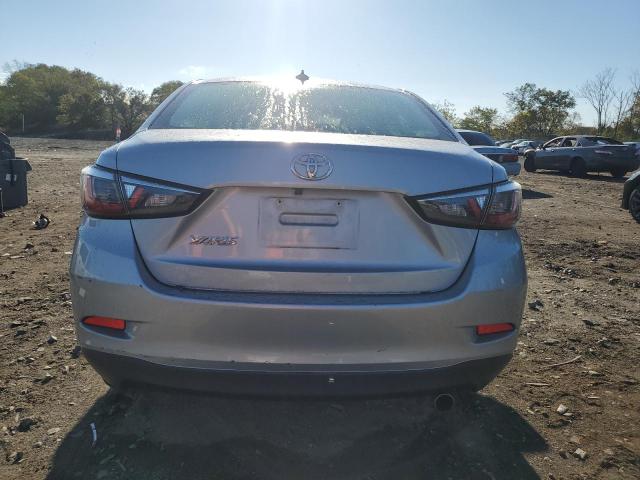 3MYDLBYV2KY510607 - 2019 TOYOTA YARIS L 银色 照片 6
