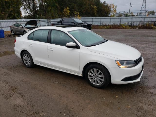 3VWDK7AJ9EM388701 - 2014 VOLKSWAGEN JETTA SE WHITE photo 4