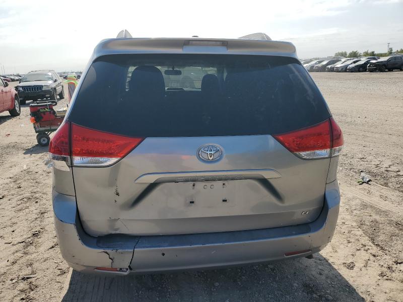 5TDKK3DC1CS276911 - 2012 TOYOTA SIENNA LE SILVER photo 6