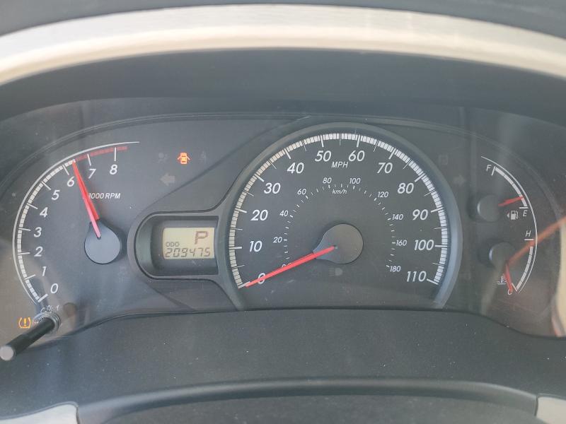 5TDKK3DC1CS276911 - 2012 TOYOTA SIENNA LE SILVER photo 9