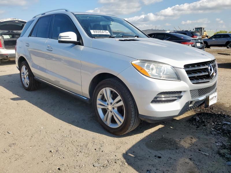4JGDA5JB9FA619268 - 2015 MERCEDES-BENZ ML 350 SILVER photo 4